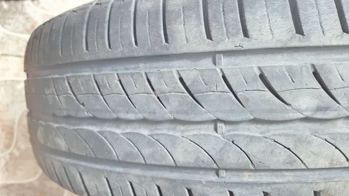 4 Pneus pirelli 195/60r16