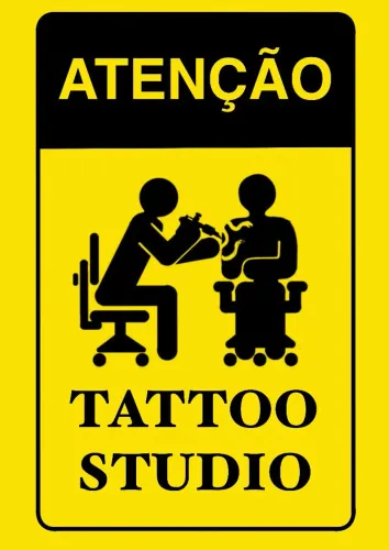 Tatuador. Tatuagem.