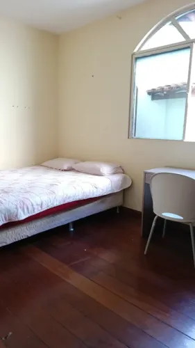 alugo suite no bairro candida camara 