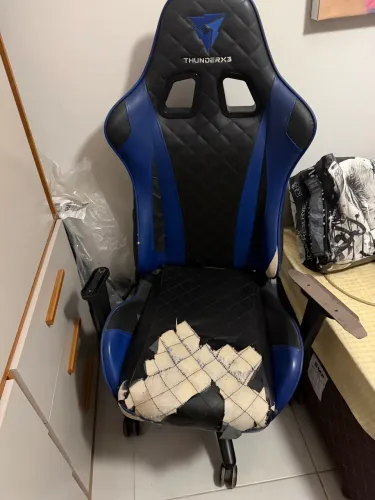 Cadeir Gamer Thunderx