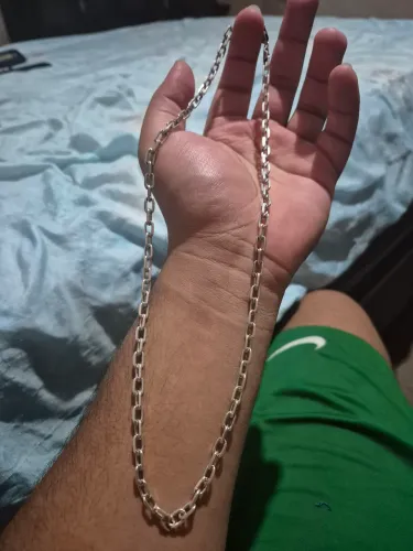 Corrente de prata cartier pra vender ligeiro
