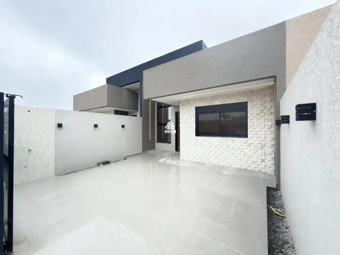 Casa com Piscina 3 Quartos Nereidas Guaratuba Térrea Nova 105m² R$ 760 mil