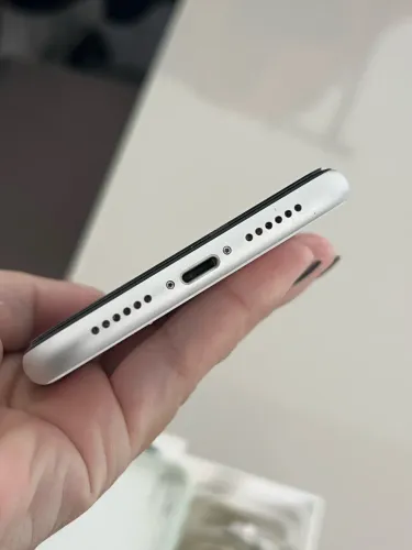 iPhone XR 64 GB branco