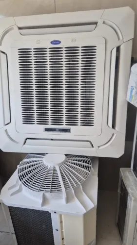 Vendo ar condicionado k7 com garantia de 1 ano tá novo $4.700