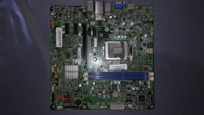 Placa mãe H81M 4° e 5° Geração LGA 1150