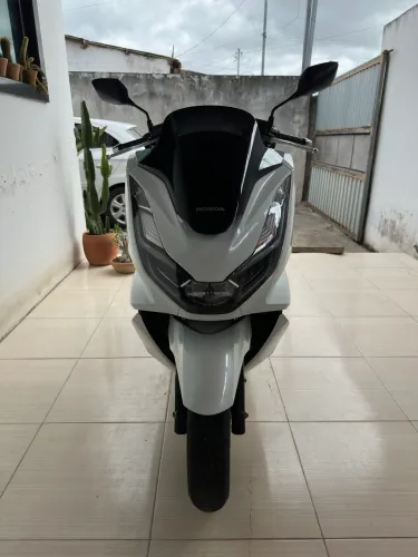 PCX 160 conservada