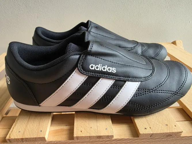 Adidas Tekwen