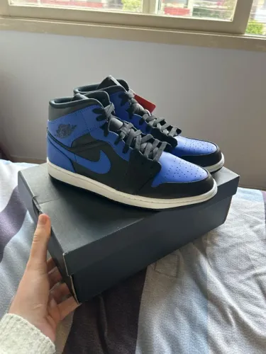 [NOVO] Air Jordan Mid royal blue 44 na caixa