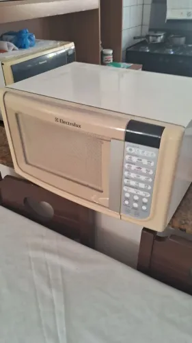 Micro-ondas Electrolux 23L