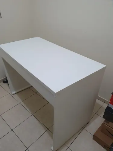 Mesa de computador/escrivaninha