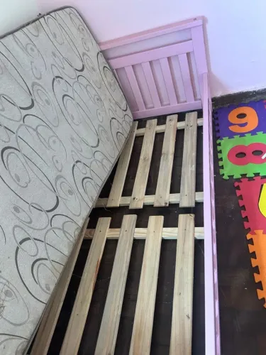 Vendo Cama Infantil de Menina