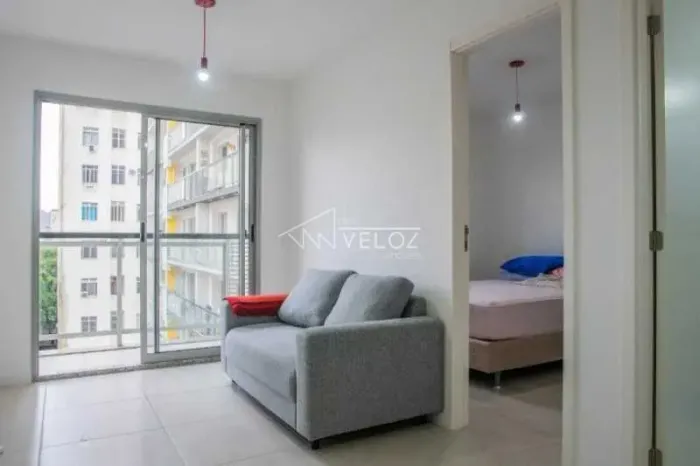 Apartamento : / Residencial / Centro