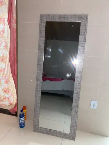 Vende-se espelho grande