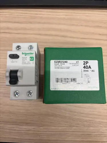 Disjuntor DR 40A Schneider - NOVO
