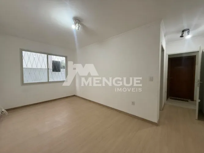 Apartamento térreo de 2 dormitórios no bairro Cristo Redentor!
