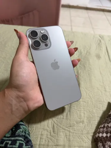 iPhone 15 pro max 512 gb