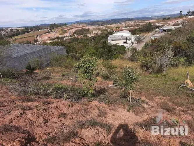 TERRENO JARINU