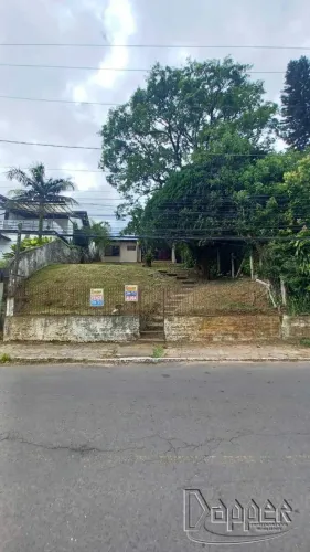 Casa Residencial à Venda em Vila Nova com 2 Dormitórios e 99 m² de Área Útil