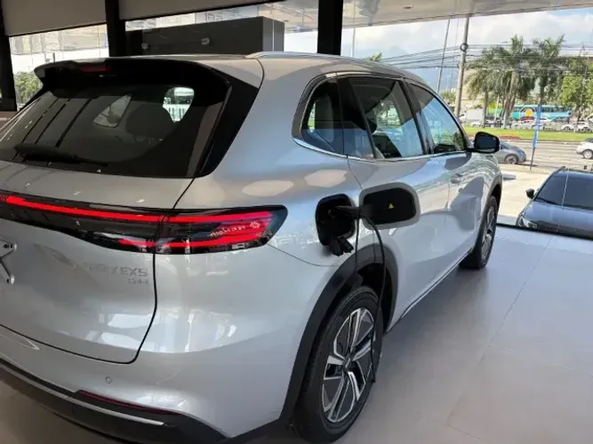 Geely EX5 EM-i Ultra 2026