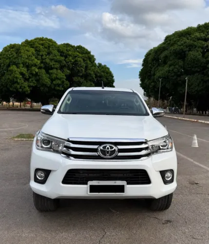 Toyota Hilux CD SRX 4X4 2.8 TDI 16V Diesel Aut. 2017