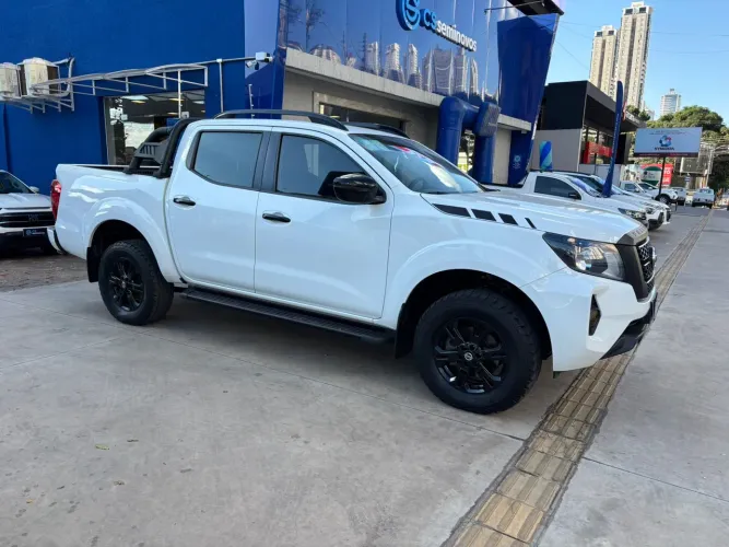 Nissan Frontier S CD 4X4 2.3 TB Diesel Mec. 2023