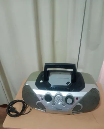 Rádio portátil 3 em 1 Philips