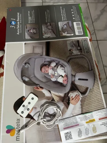 Cadeira de balanço eletrônica bebê