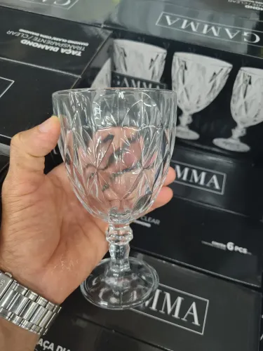 taça grande diamond gamma 340ml , promoção 1 caixa por 35 reais .