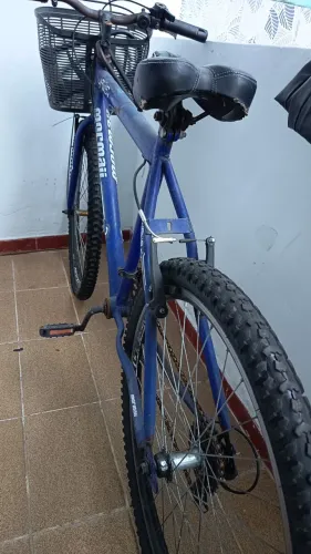 Bike aro 26 a 180 reais, pra sair logo !!
