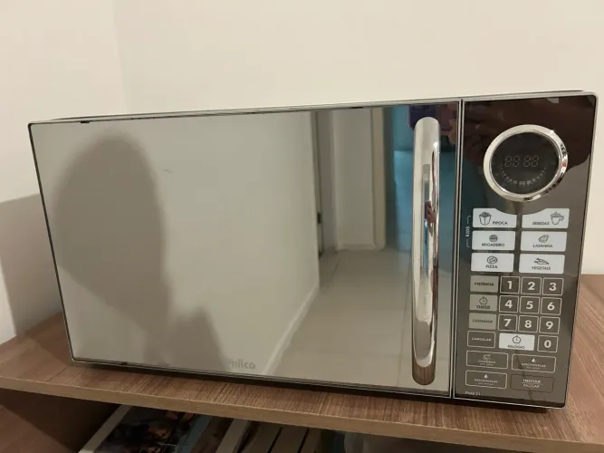 Microondas inox 30 litros philco excelente
