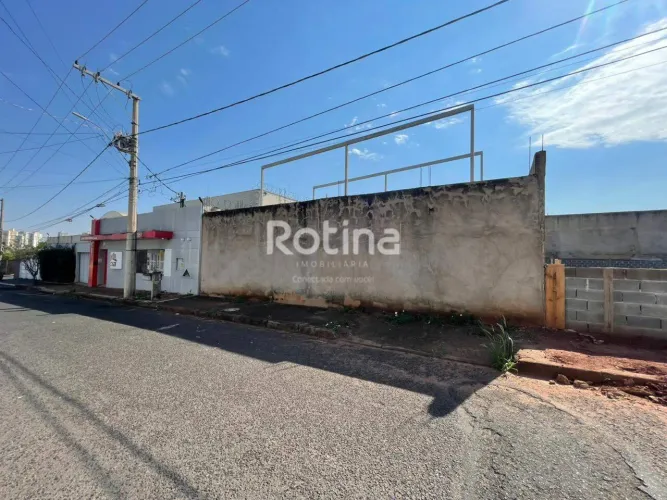 Terreno residencial à venda no Vigilato Pereira, em Uberlândia