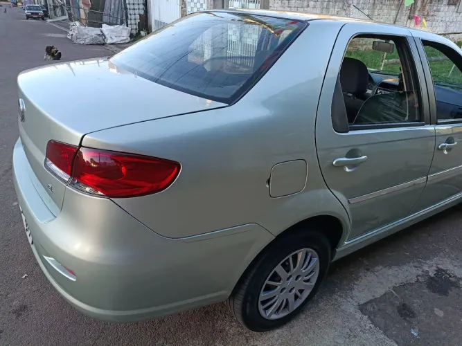 Fiat Siena EL Celeb. 1.0 MPI Fire Flex 8V 4P 2010