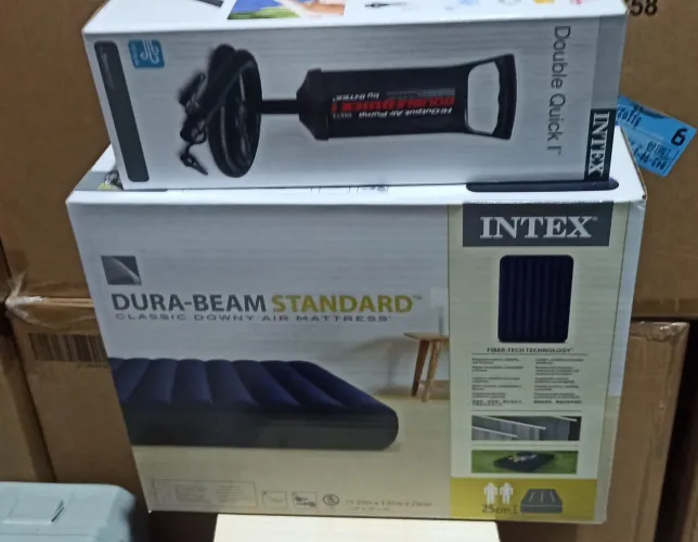 Colchão inflável casal com bomba Intex - novo lacrado