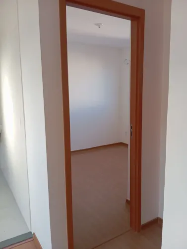 ALUGO APARTAMENTO EM MORADA DE LARANJEIRAS