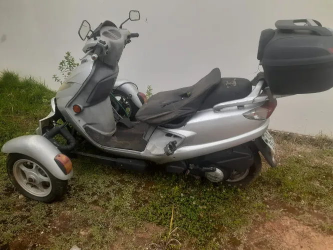 Vendo triciclo de Burgman 125