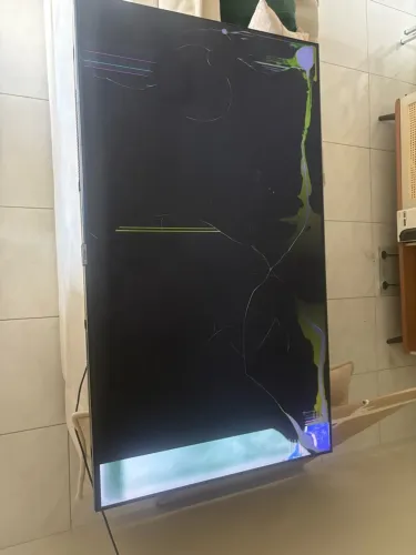 TV SAMSUNG 55 CRYSTAL COM DISPLAY QUEBRADO