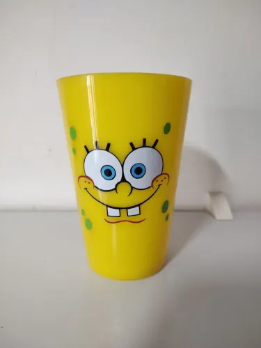 Copo personalizado do Bob Esponja 