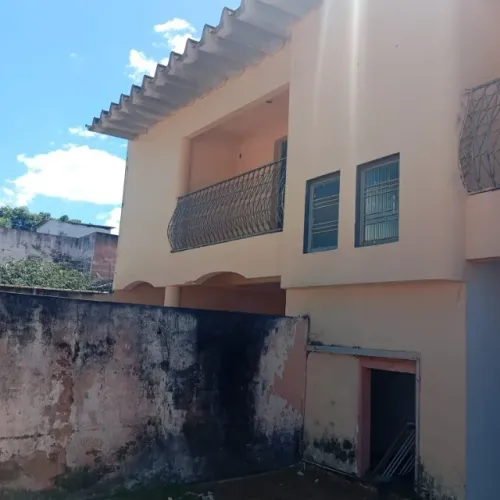 Sobrado à venda no Setor Nova Vila-Goiânia