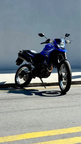 xtz250 , parcelo e financio;