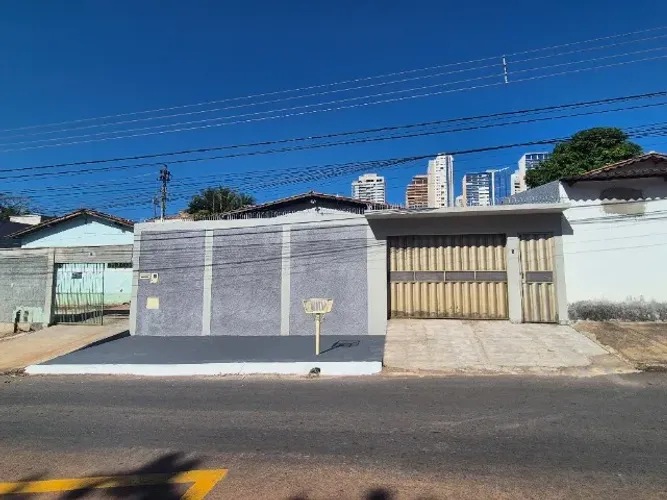 CASA - ÁGUA BRANCA 3 QUARTOS