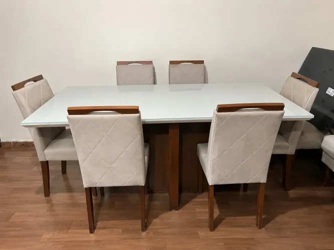 Mesa de jantar de laca - 1,60 / 6 cadeiras estofadas 