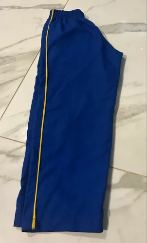 Calça infantil escolar TAM 4