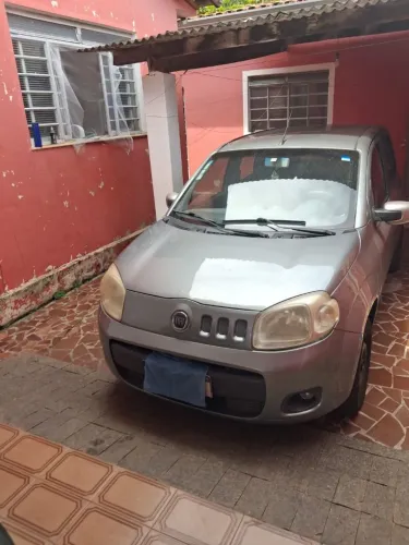 Fiat Uno Vivace Celeb. 1.0 EVO F.flex 8V 5P 2011