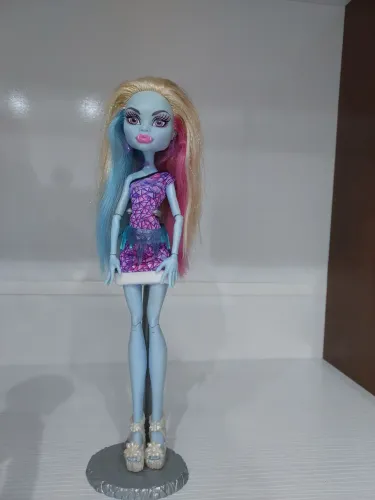 Boneca monster high