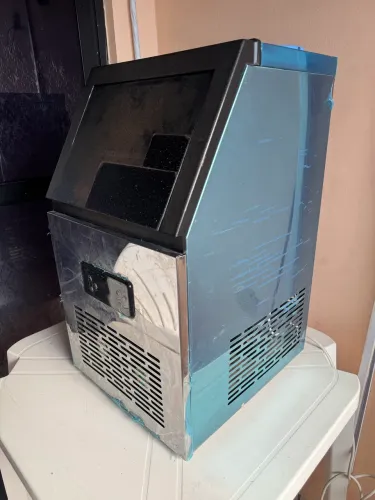 Aumente sua renda Máquina de gelo 60kg por dia