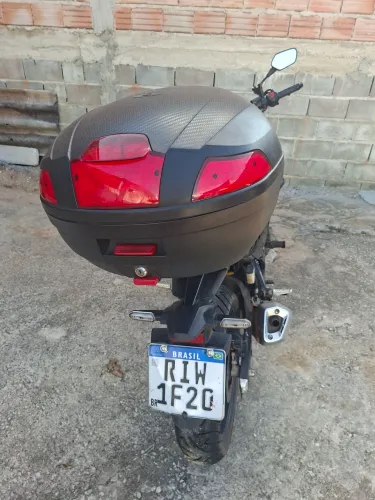 Vendo a CB300 2023 22mil doc.ok