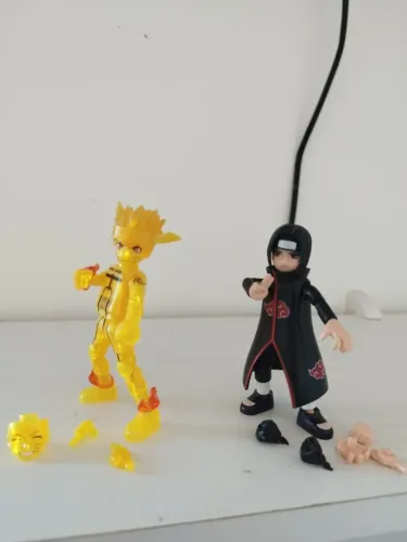Blokees Naruto Uzumaki Kurama Link e Itachi Uchiha (12/108) - Em perfeito estado