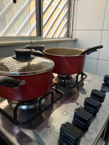 AIR FRYER, VENTILADOR, LIQUIDIFICADOR E PANELAS