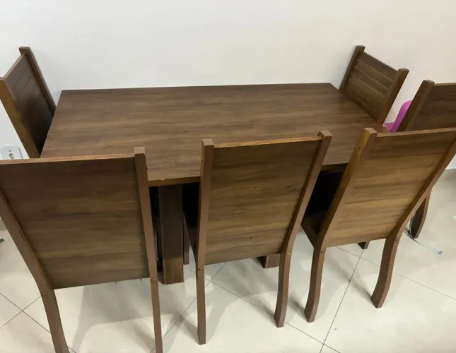 Mesa 6 cadeiras ótimos estado