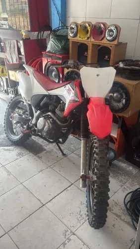 CRF 230. Em 10x sem juros no cartão